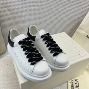 Alexander McQueen Unisex White Low-Top Sneakers