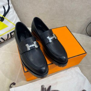 Hermès Unisex Loafers