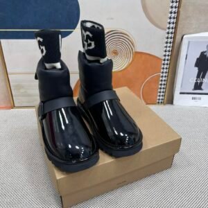 UGG Women's Snow Boots
