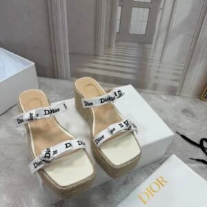 Dior Unisex Low-Top Sneakers