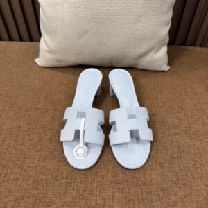 Hermès Unisex Leather-Sole Shoes