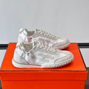 Hermès Unisex White Low-Top Sneakers