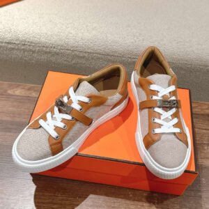 Hermès Unisex Loafers