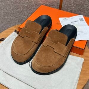 Hermès Unisex Mules