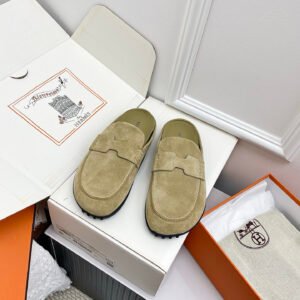 Hermès Unisex Mules