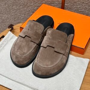 Hermès Unisex Mules