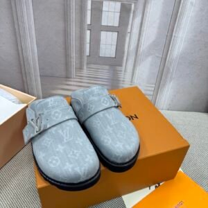 Louis Vuitton Unisex Slides