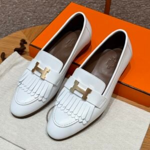 Hermès Unisex Loafers