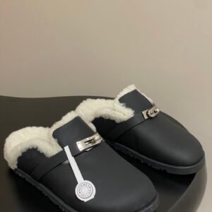 Hermès Unisex Sneakers