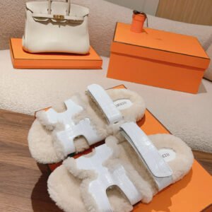 Hermès Unisex Shearling Shoes