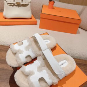 Hermès Unisex Shearling Shoes
