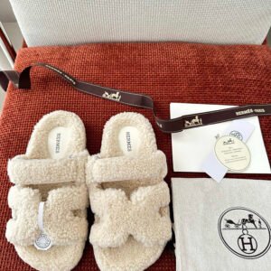 Hermès Unisex Shearling Shoes