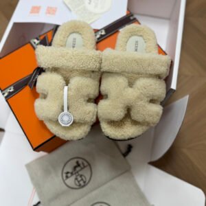 Hermès Unisex Shearling Shoes