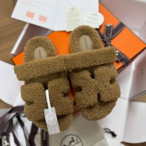 Hermès Unisex Shearling Shoes