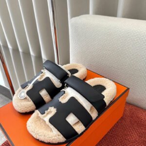 Hermès Unisex Shearling Shoes
