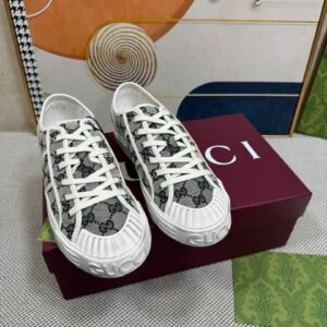 Gucci Unisex Low-Top Sneakers
