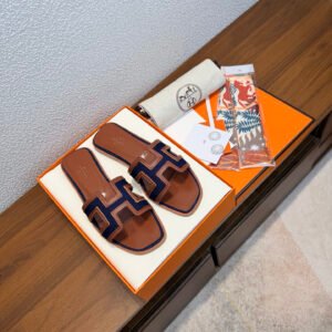 Hermès Unisex Slides