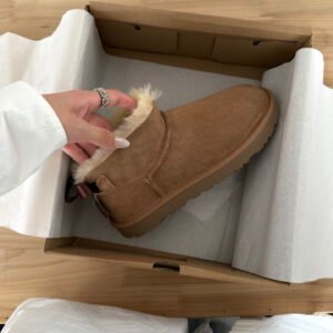 UGG Unisex Sneakers