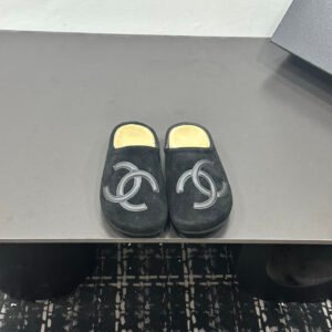 Hermès Unisex Sandals