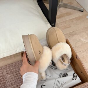 UGG Unisex Platform Sneakers