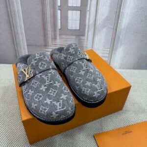 Louis Vuitton Unisex Slides