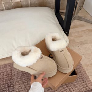 UGG Unisex Platform Sneakers