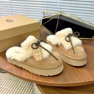 UGG Unisex Platform Sneakers