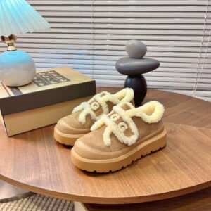 UGG Unisex Platform Sneakers