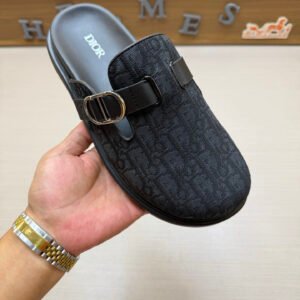Louis Vuitton Men's Sneakers