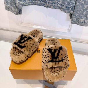 Louis Vuitton Unisex Slides
