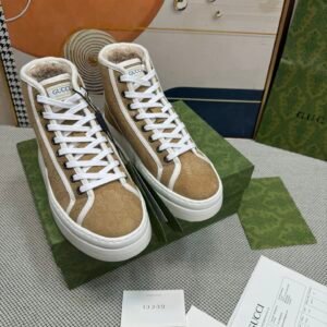 Gucci Unisex Loafers