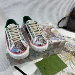 Gucci Unisex High-Top Sneakers