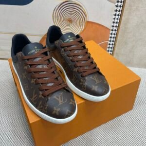 Louis Vuitton Men's White Low-Top Sneakers