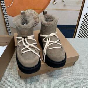 UGG Women's Snow Boots