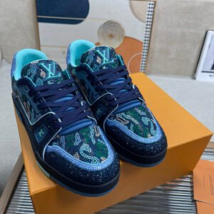 Louis Vuitton Unisex Low-Top Sneakers