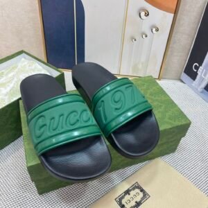 Gucci Unisex Low-Top Sneakers