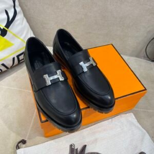 Hermès Unisex Loafers
