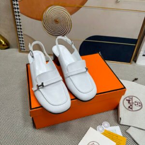 Hermès Unisex Sandals