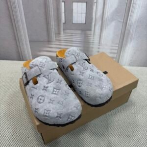 Louis Vuitton Unisex Slides