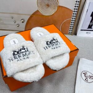 Hermès Unisex Shearling Shoes