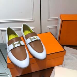 Hermès Unisex Loafers
