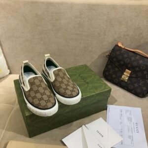 Gucci Unisex Loafers
