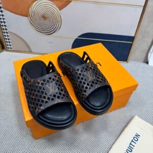Louis Vuitton Unisex Slides