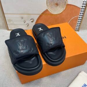 Louis Vuitton Unisex Slides