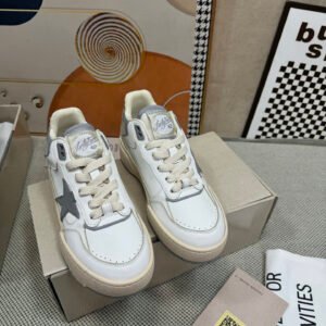 Golden Goose Unisex Low-Top Sneakers