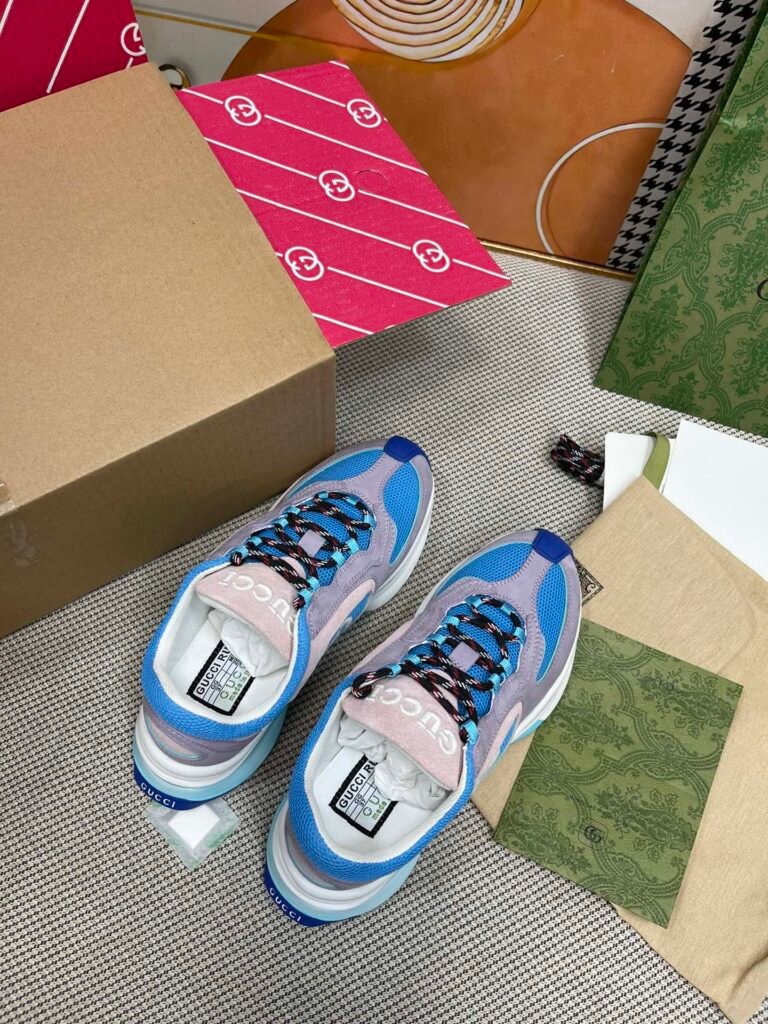 Gucci Unisex Chunky Sneakers detail 1