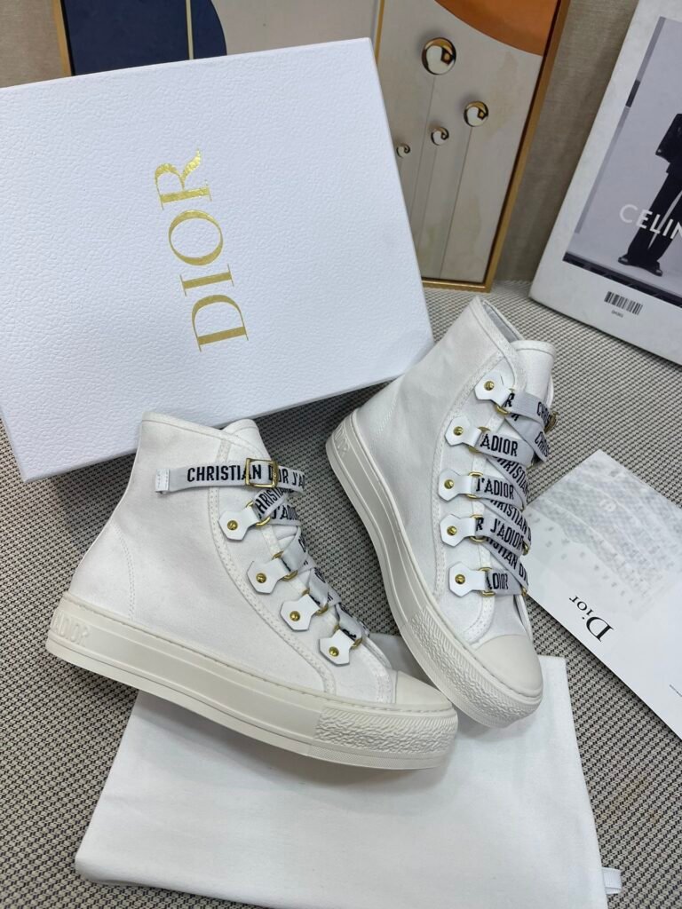 Dior Unisex High-Top Sneakers detail 1