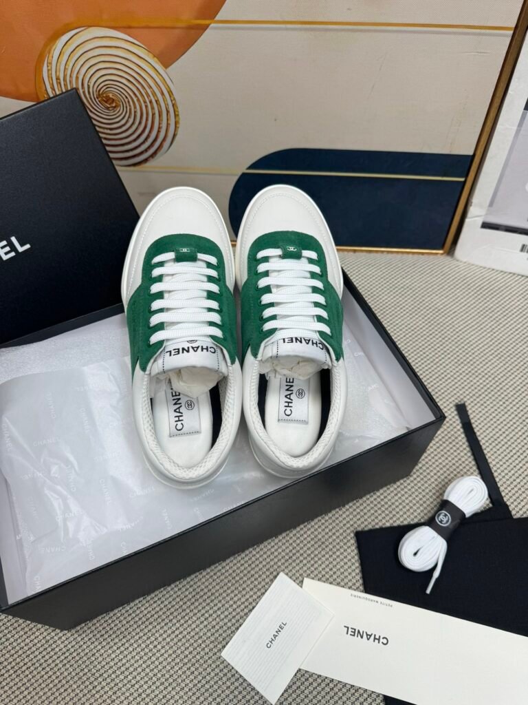 Chanel Women's Low-Top Sneakers detail 1