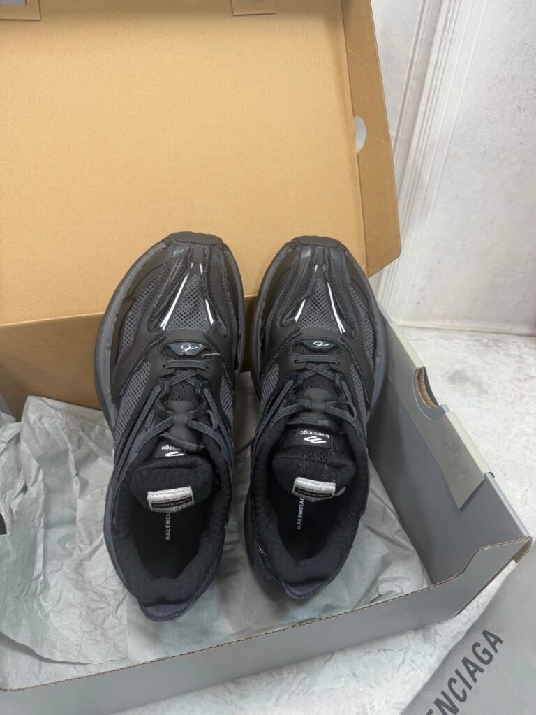 Balenciaga Unisex Distressed Sneakers detail image 1