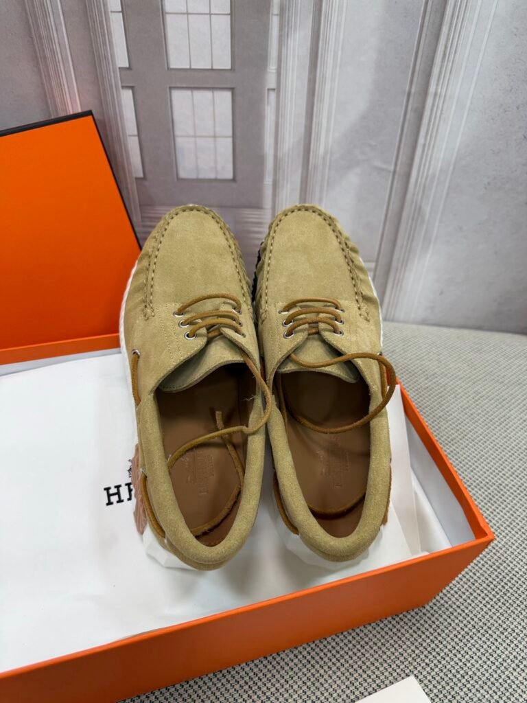 Hermès Unisex Chunky Sneakers detail 1